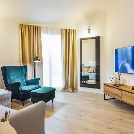 Vikendica Nice In Stankovci With Kitchen *